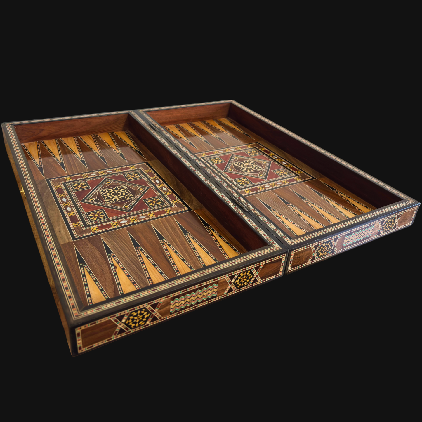 Handgefertigter Damascener Backgammon- & Schach-Tisch von Gaby Al Dayeh – Meisterwerk mit Perlmuttintarsien