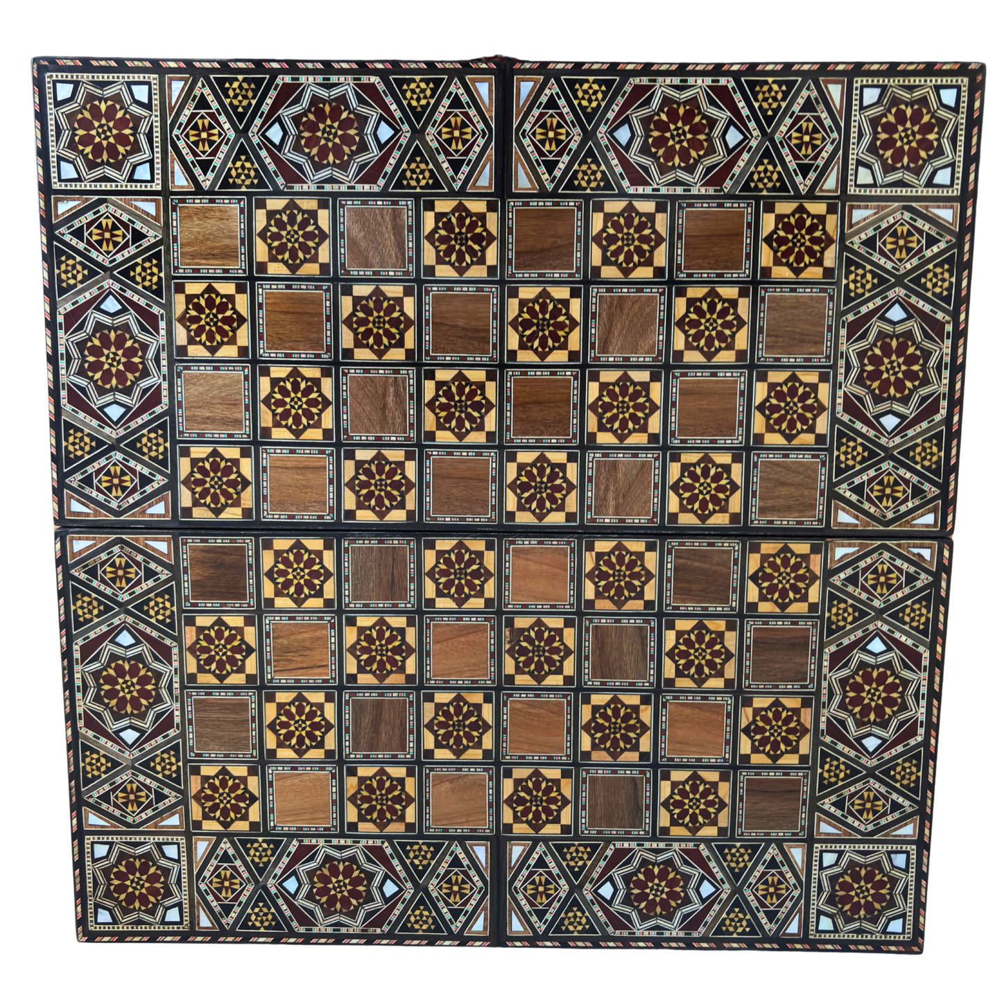 Handgefertigter Damascener Backgammon- & Schach-Tisch von Gaby Al Dayeh – Meisterwerk mit Perlmuttintarsien