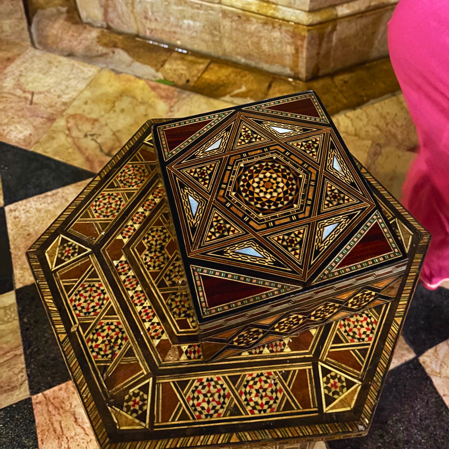 Refined Damascene Mosaic Box by Master Gaby Al Dayeh – Handcrafted with Mother of Pearl & Velvet Interior