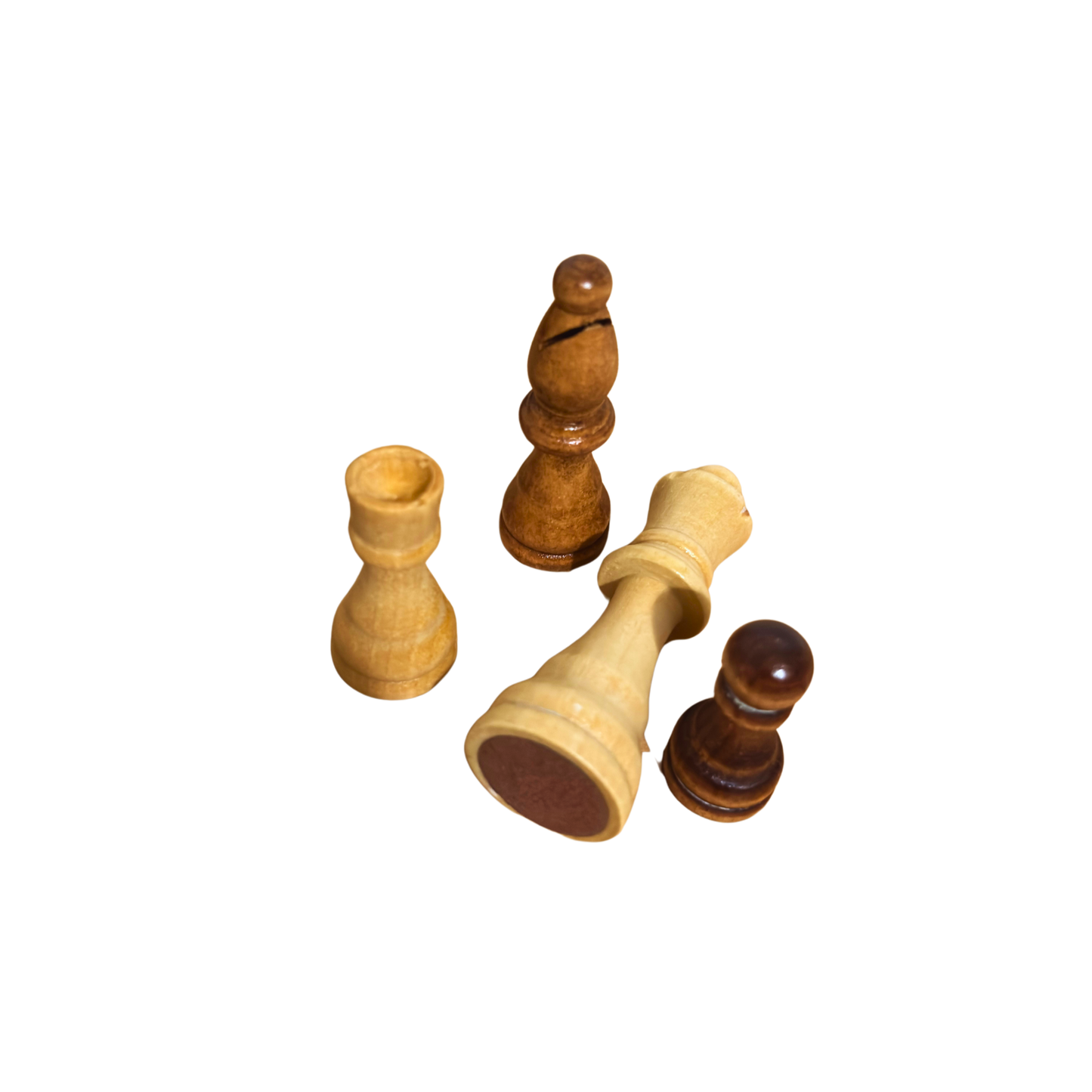 Handgefertigtes Set aus Holzschachfiguren – Zeitlose Handwerkskunst