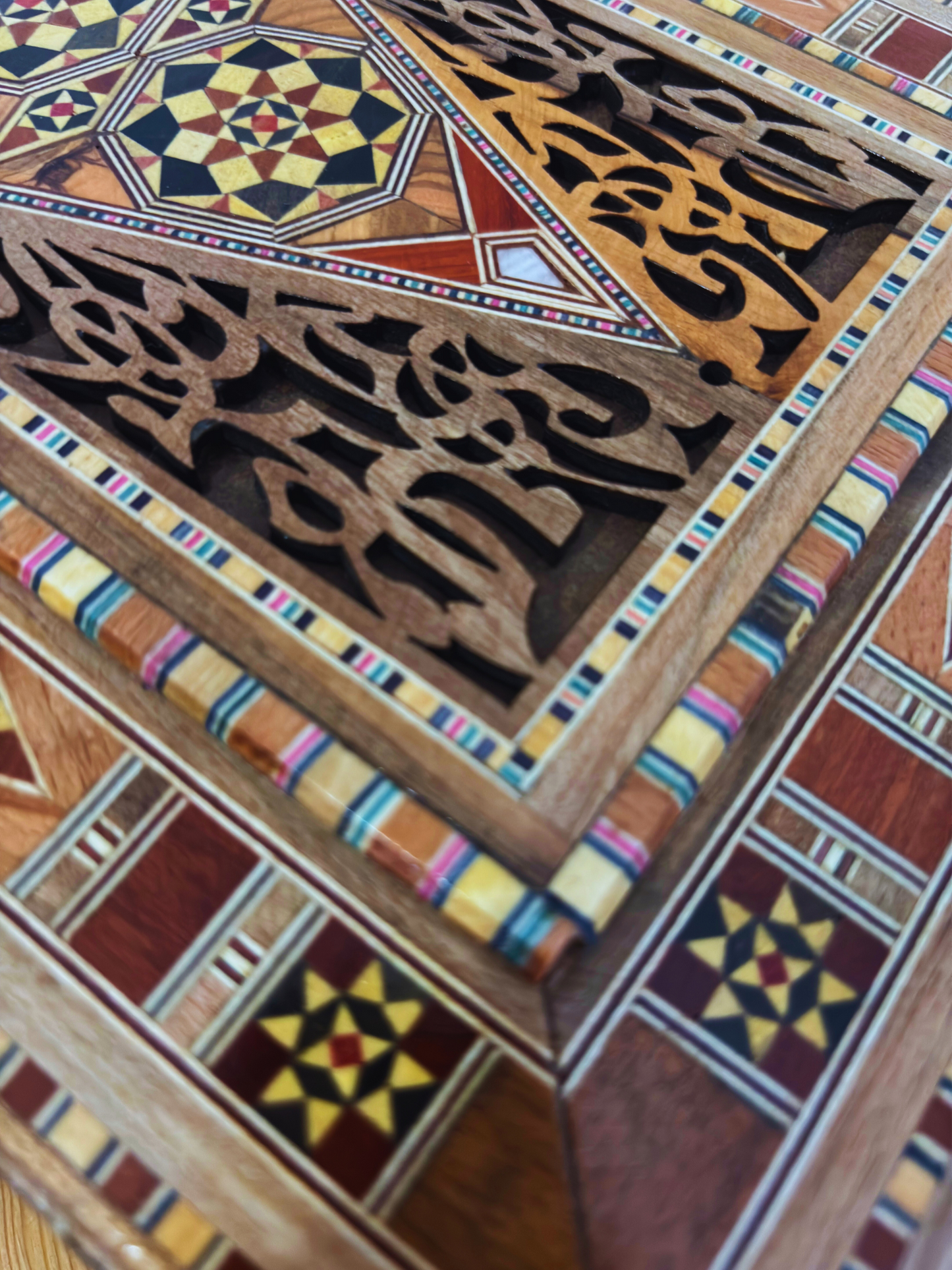 Elegant Large Mosaic Box – Handmade Wooden Jewelry & Keepsake Chest with Velvet Lining