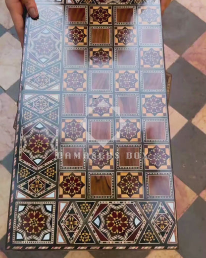 Tavla Taşları Seti – Siyah ve Beyaz Zarlarla