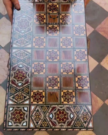 Handgefertigter Damascener Backgammon- & Schach-Tisch von Gaby Al Dayeh – Meisterwerk mit Perlmuttintarsien